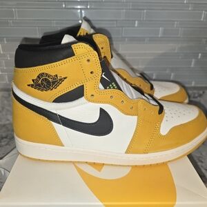 Jordan 1 High OG Yellow Ochre